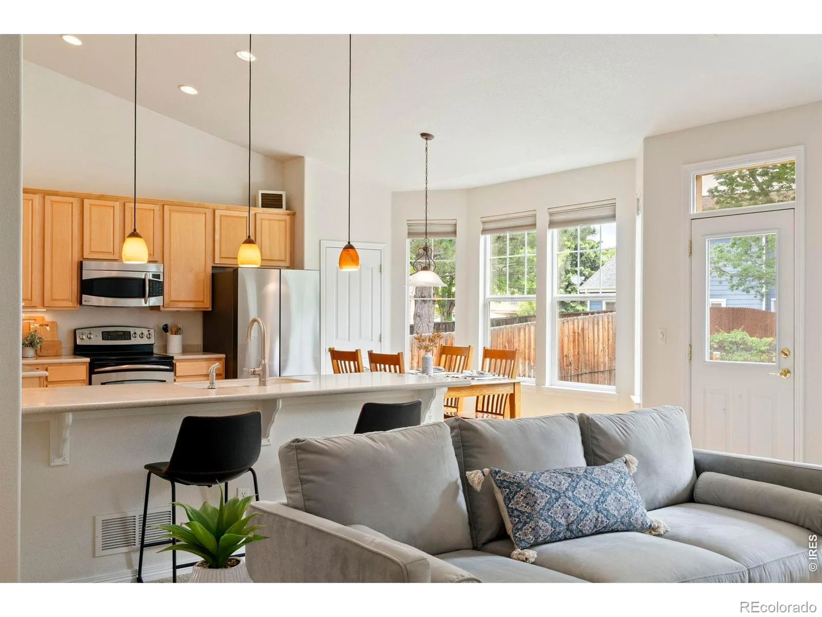 1717 Polo Way Longmont CO 80504 MLS #RECIR1060363 05292026154001 1600 10
