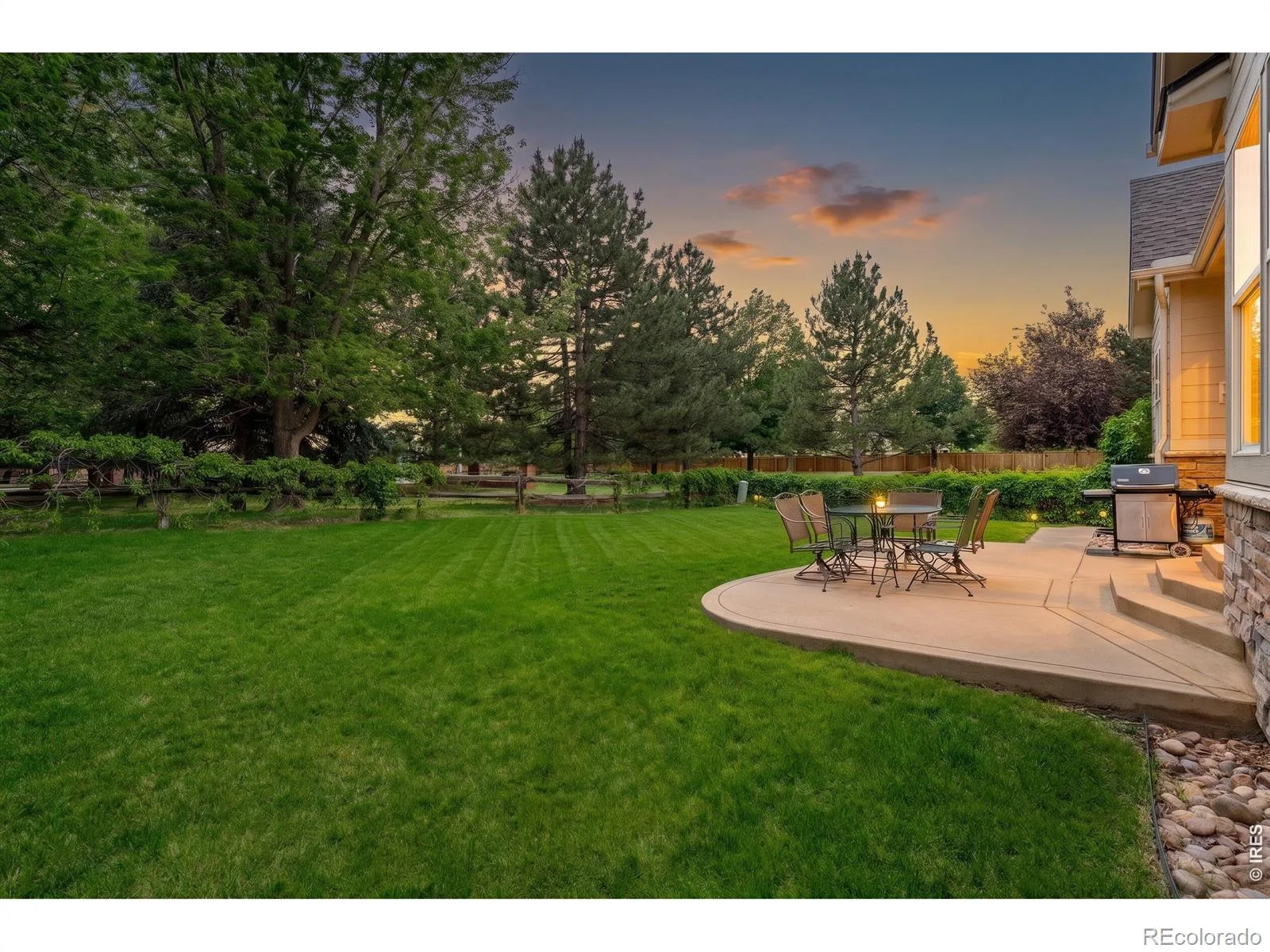 1717 Polo Way Longmont CO 80504 MLS #RECIR1060363 05292026154001 1600 32