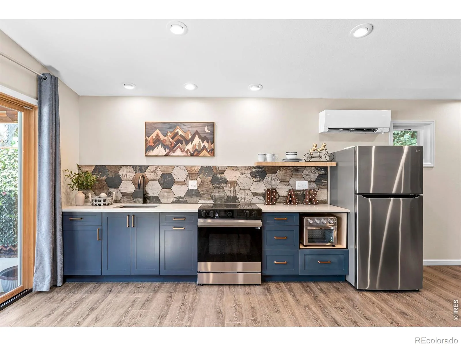 1331 Bellaire Street Broomfield CO 80020 MLS #RECIR1060389 05292026181929 1600 18