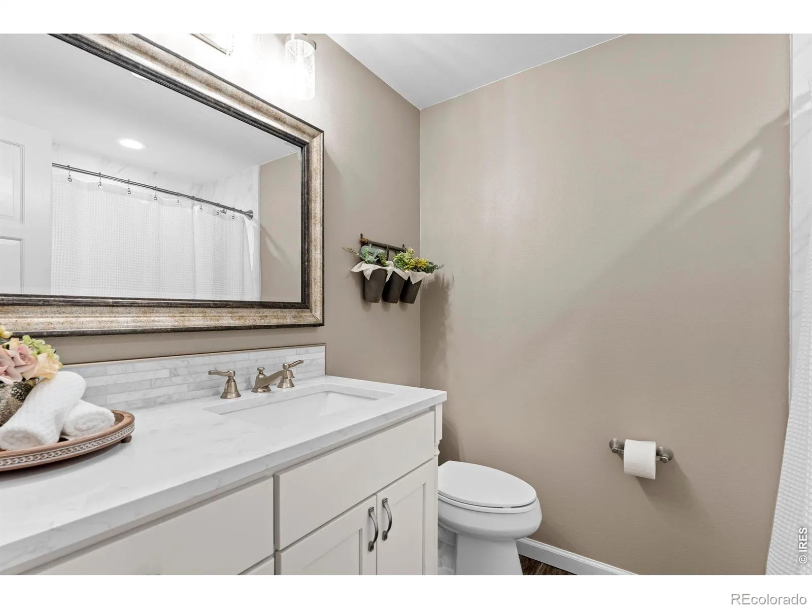 1331 Bellaire Street Broomfield CO 80020 MLS #RECIR1060389 05292026181929 1600 29
