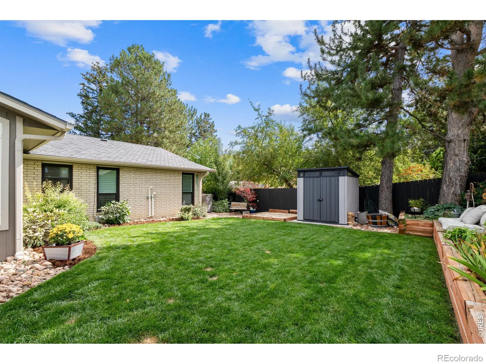 1331 Bellaire Street Broomfield CO 80020 MLS #RECIR1060389 05292026181929 1600 40