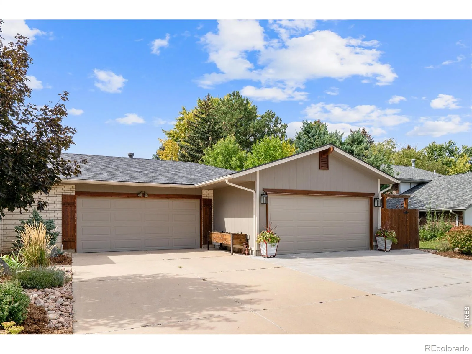1331 Bellaire Street Broomfield CO 80020 MLS #RECIR1060389 05292026181929 1600 42