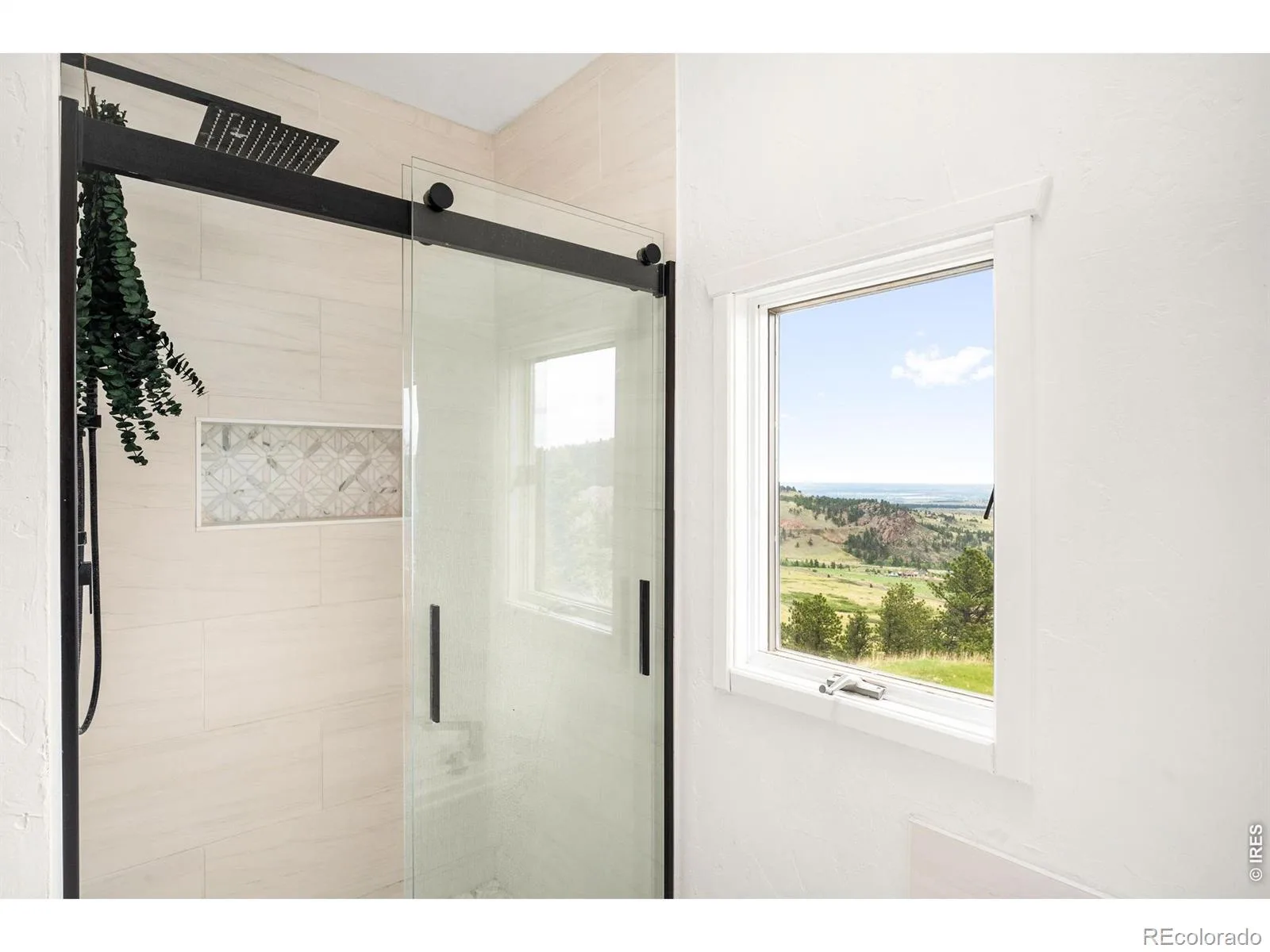 9537 Ute Drive Golden CO 80403 | MLS #RECIR1060448 08172026215651 1600 24