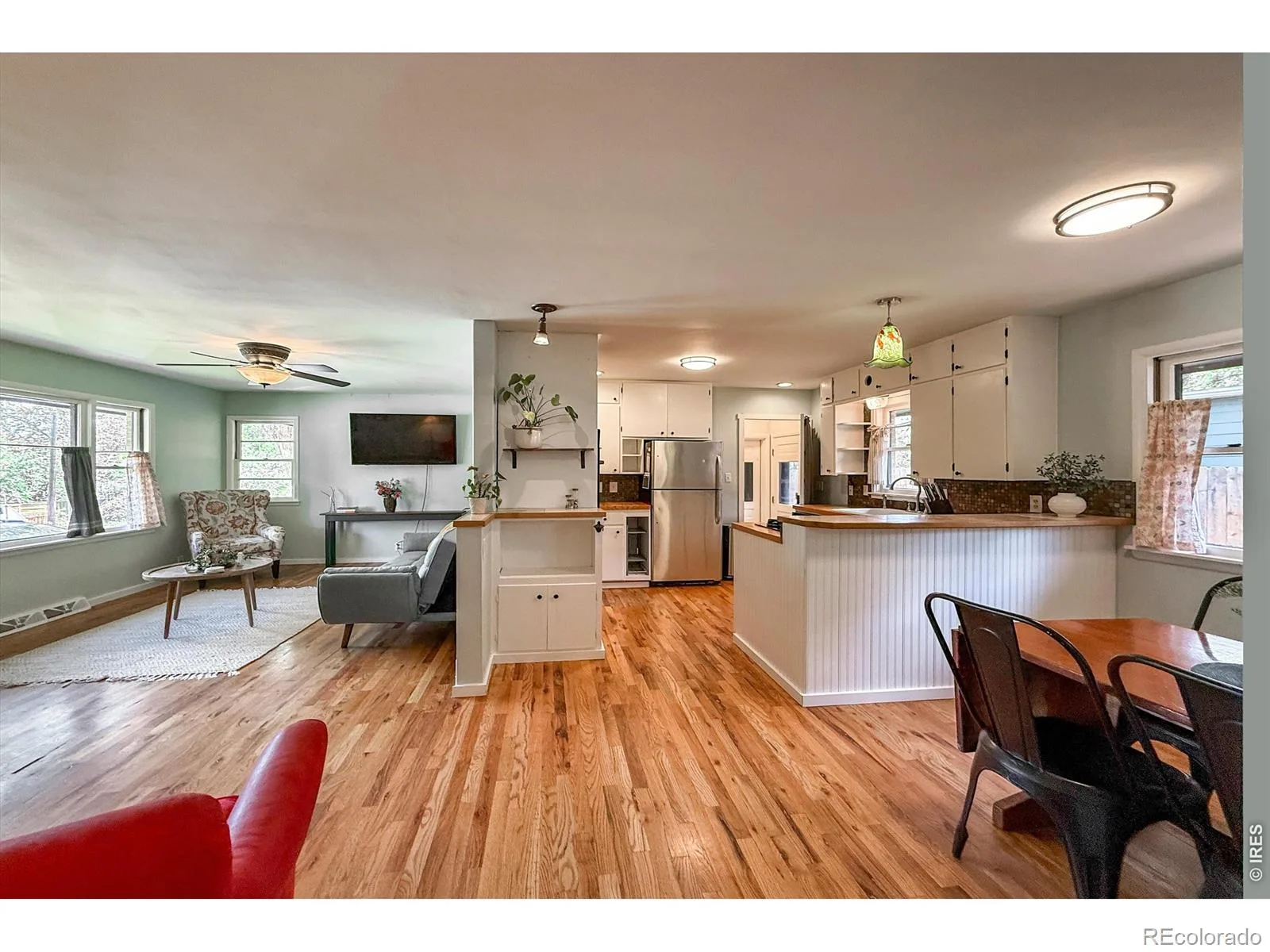 760 Francis Street Longmont CO 80501 | MLS #RECIR1060561 06252026002056 1600 7