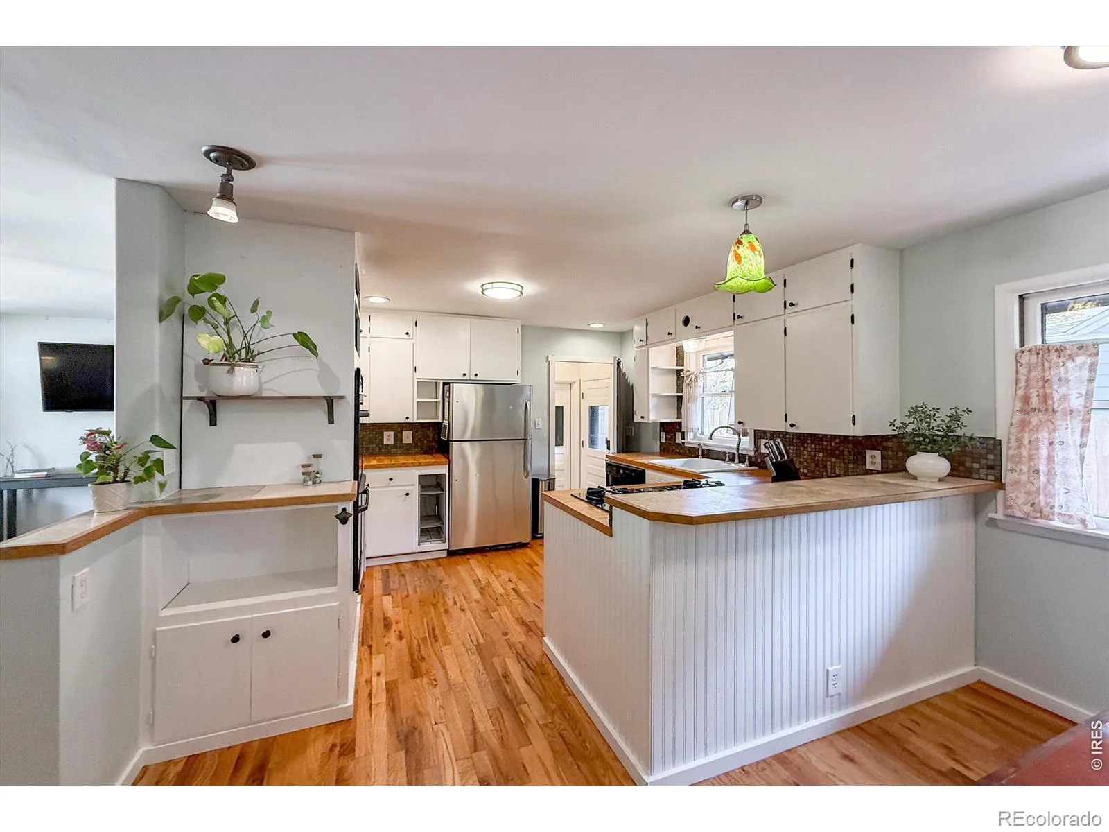 760 Francis Street Longmont CO 80501 | MLS #RECIR1060561 06252026002056 1600 8