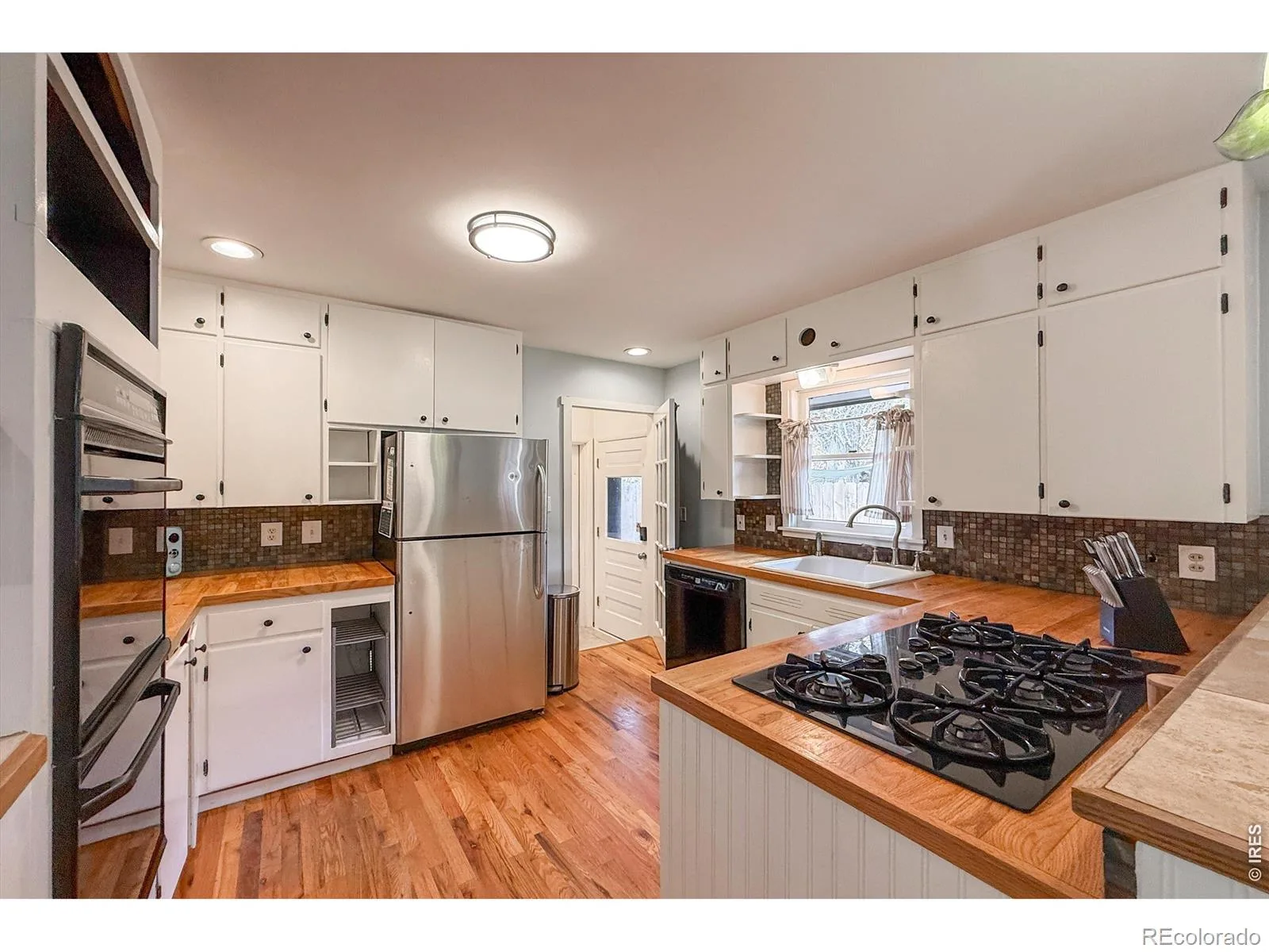 760 Francis Street Longmont CO 80501 | MLS #RECIR1060561 06252026002056 1600 9