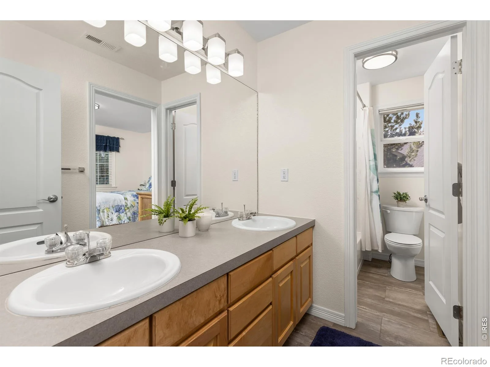 1224 Whitehall Drive Longmont CO 80504 MLS #RECIR1060631 06022026191309 1600 27