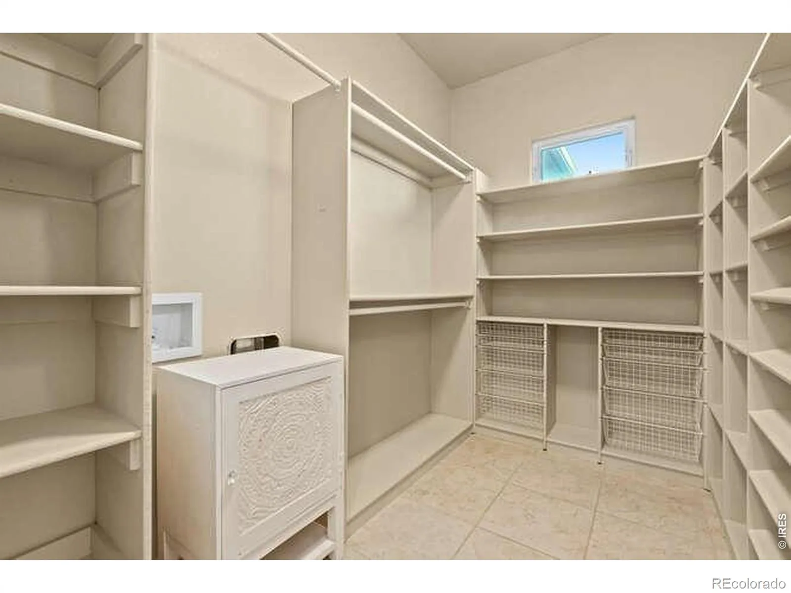 6329 Diamond Ridge Parkway Castle Rock CO 80108 MLS #RECIR1060690 06022026232917 1600 23