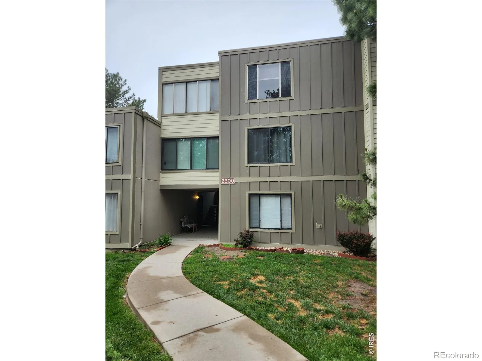 2525 S Dayton Way #2305 #2300 Denver CO 80231 MLS #RECIR1060701 06032026012657 1600 0