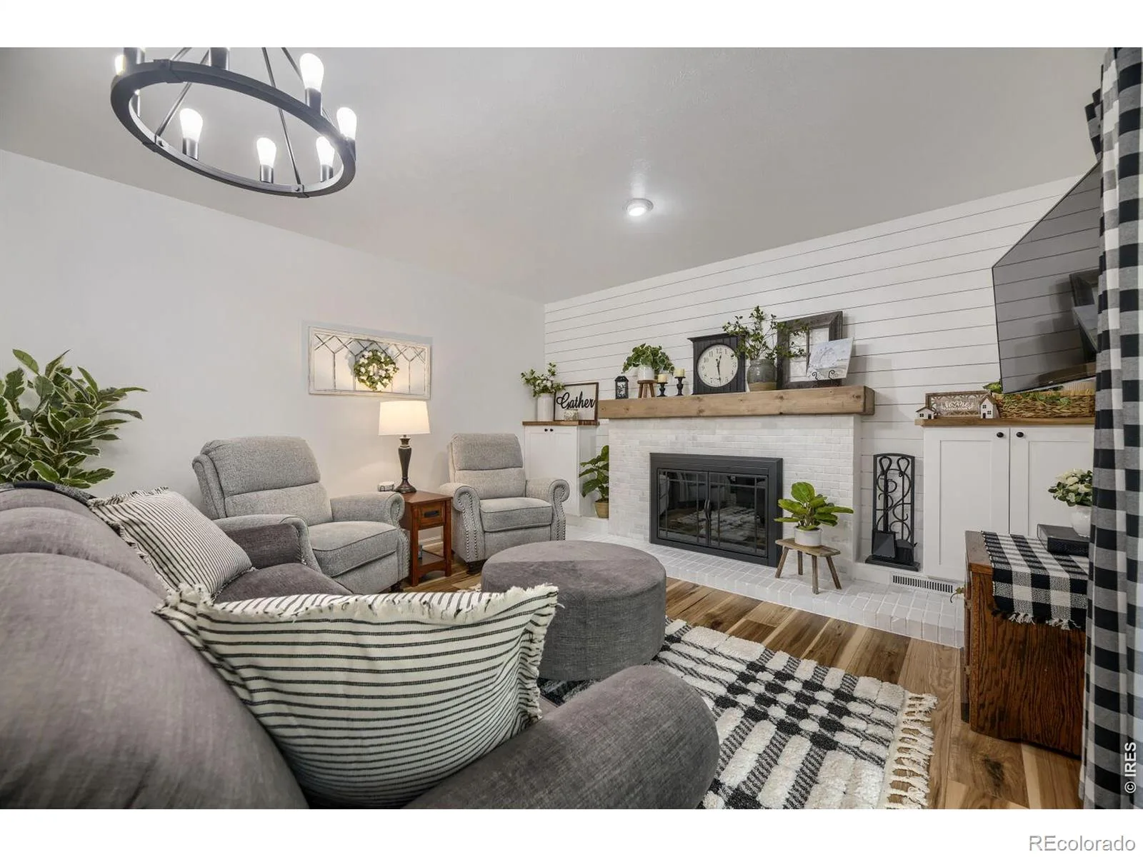 13503 W Virginia Drive Lakewood CO 80228 | MLS #RECIR1060722 07212026110355 1600 11