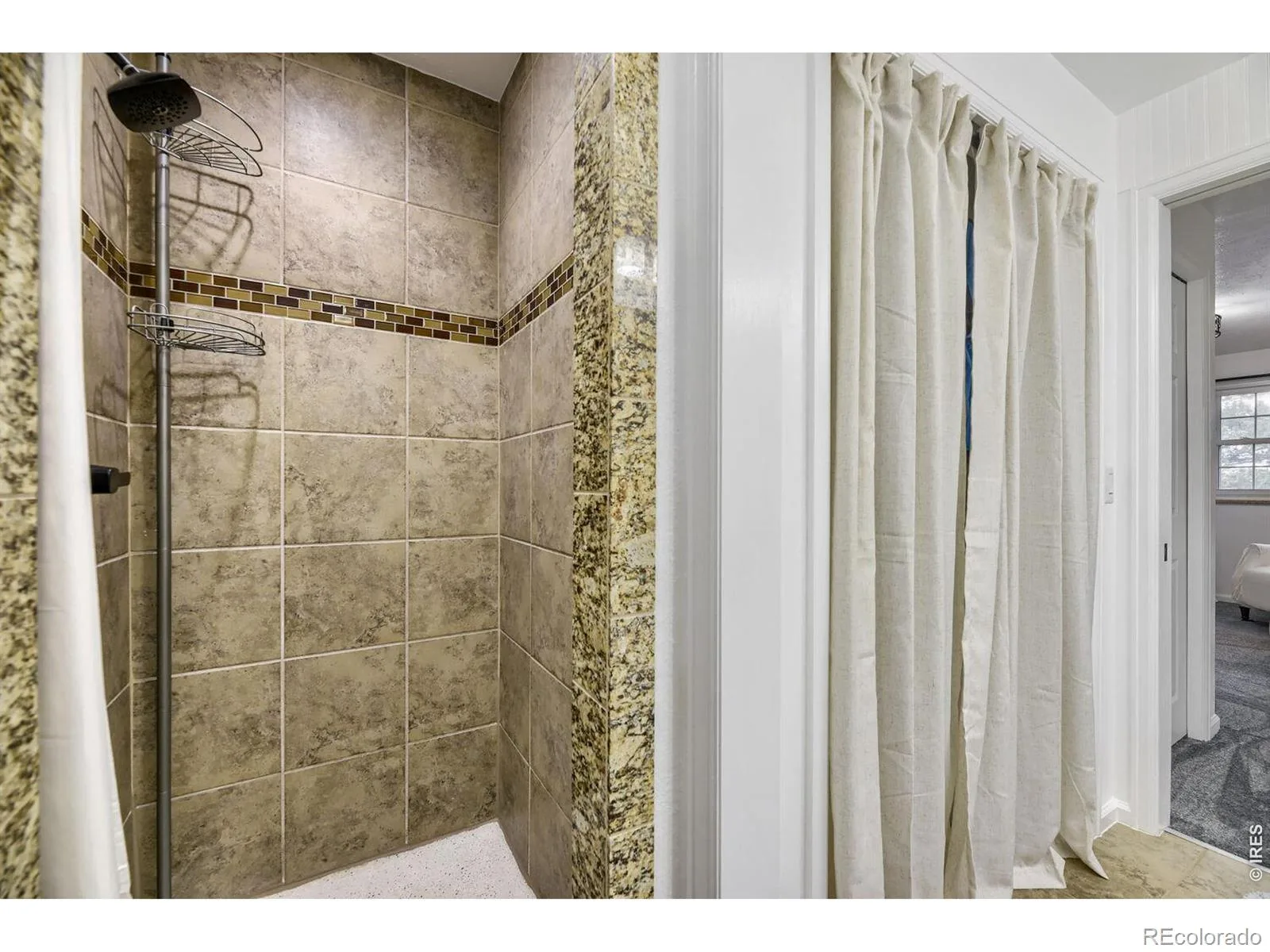 13503 W Virginia Drive Lakewood CO 80228 | MLS #RECIR1060722 07212026110355 1600 20