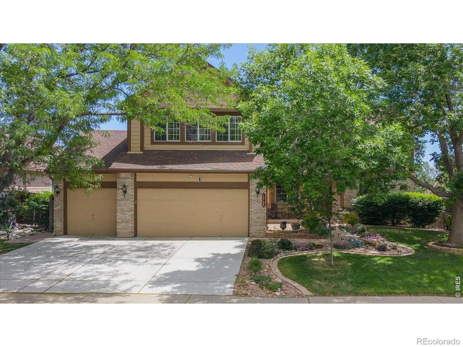 12700 Utica Circle Broomfield CO 80020 MLS #REC6053707 07062026040317 1600 1
