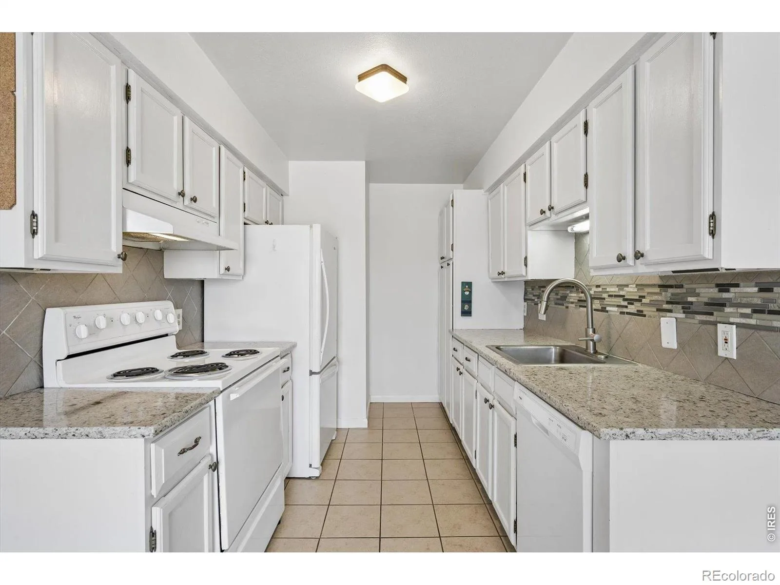 3121 S Tamarac Drive #208 #H Denver CO 80231 MLS #RECIR1060774 06102026180602 1600 13