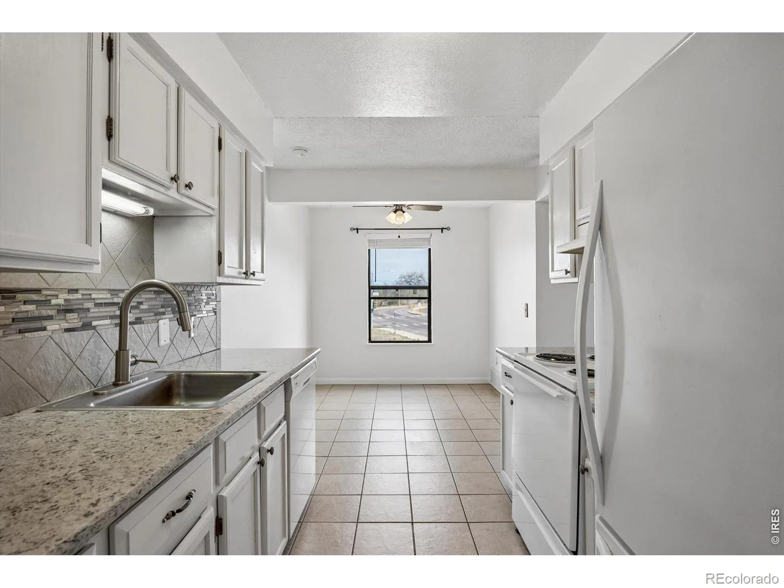 3121 S Tamarac Drive #208 #H Denver CO 80231 MLS #RECIR1060774 06102026180602 1600 15