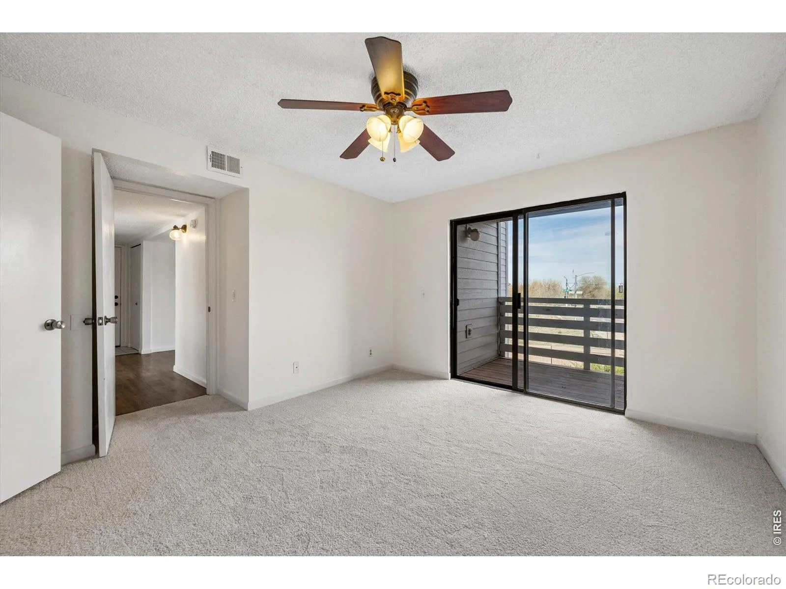 3121 S Tamarac Drive #208 #H Denver CO 80231 MLS #RECIR1060774 06102026180602 1600 18