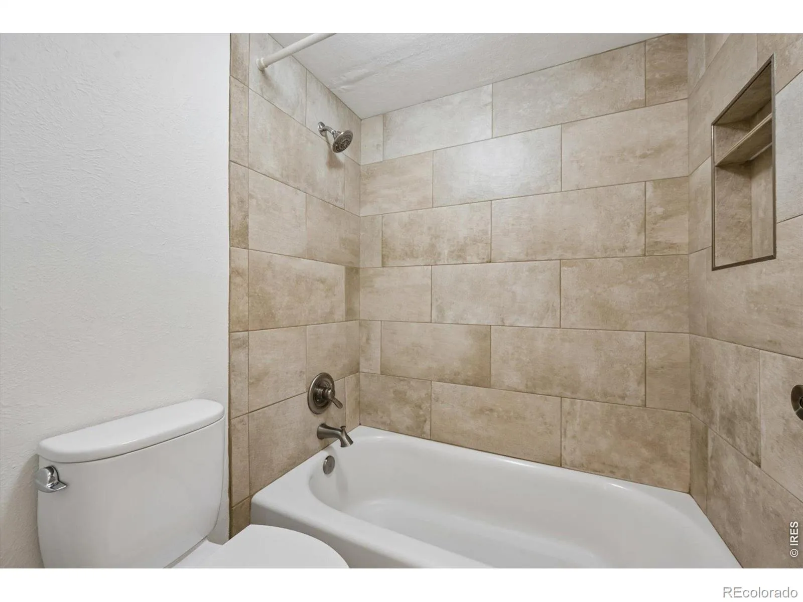 3121 S Tamarac Drive #208 #H Denver CO 80231 MLS #RECIR1060774 06102026180602 1600 23