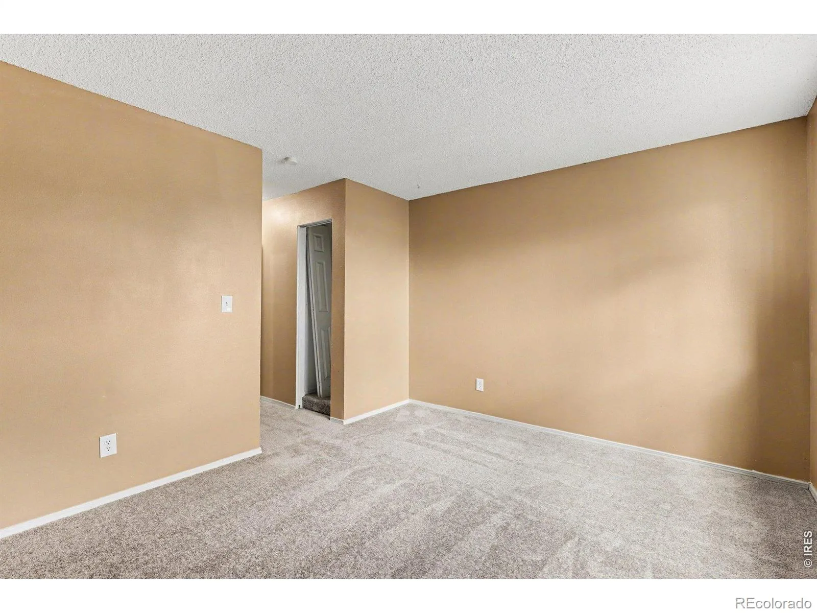 2220 S Jasper Way #B Aurora CO 80013 | MLS #RECIR1060799 06042026141658 1600 11