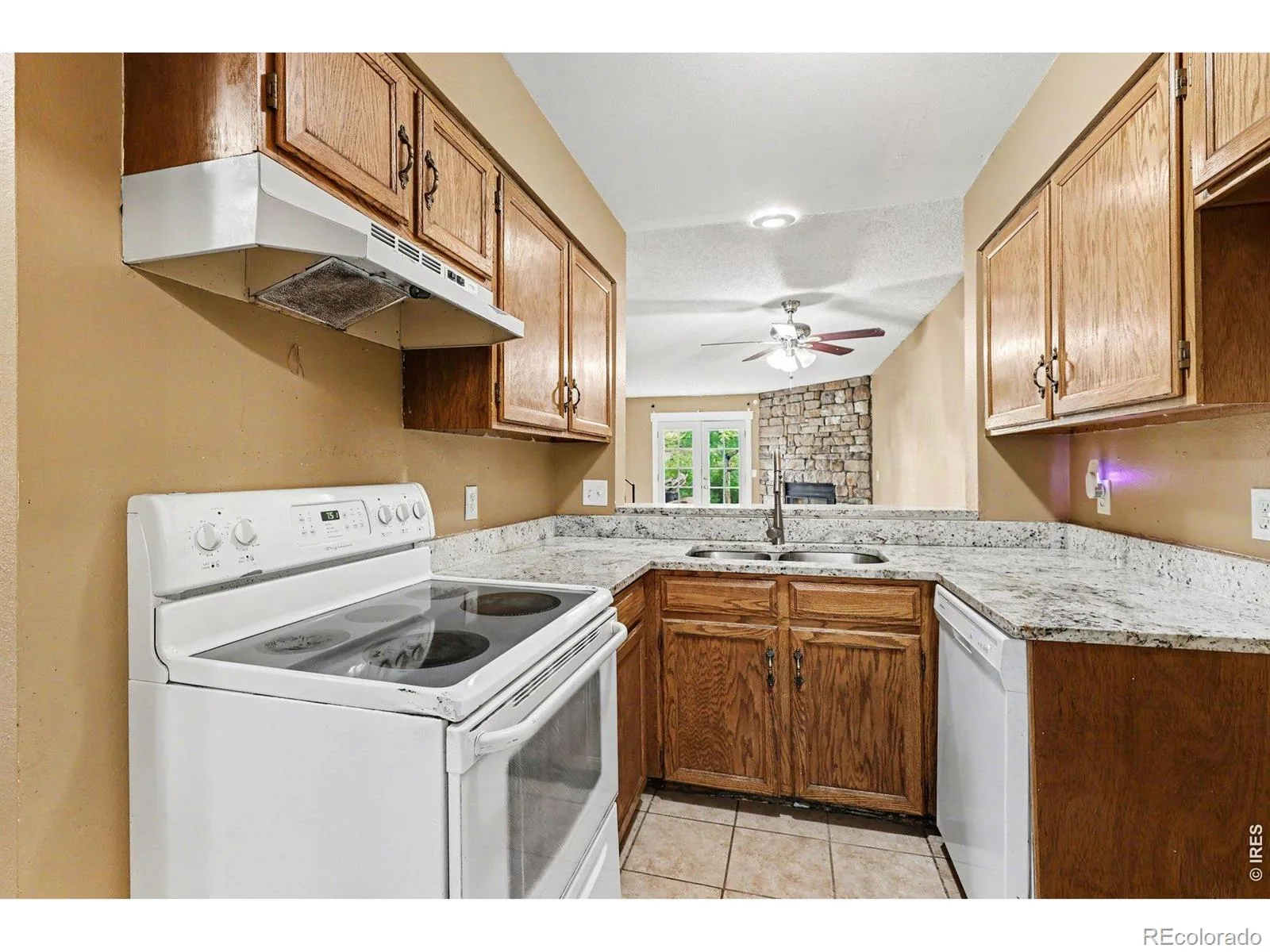 2220 S Jasper Way #B Aurora CO 80013 | MLS #RECIR1060799 06042026141658 1600 5