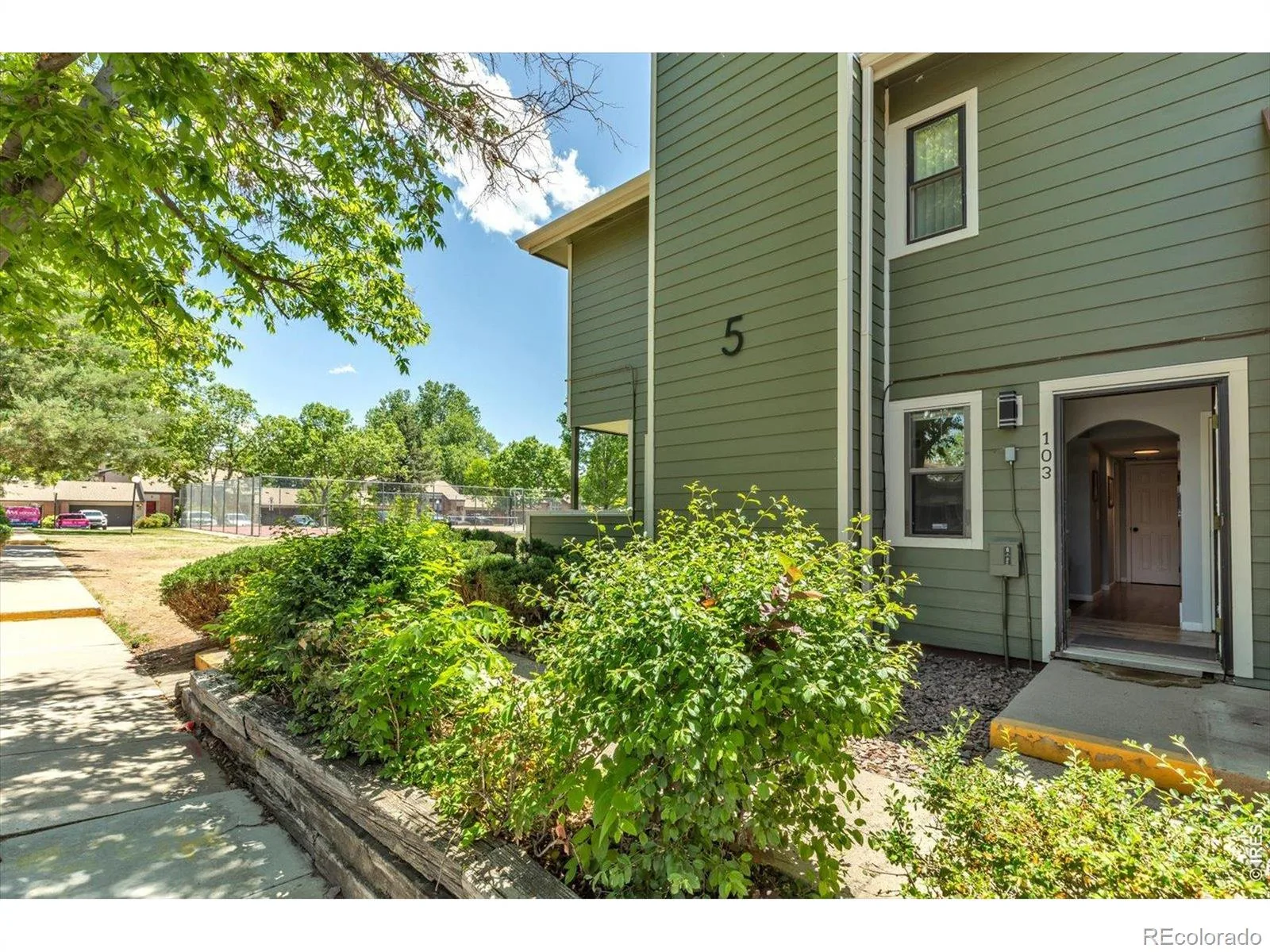 540 S Forest Street #5-103 Denver CO 80246 MLS #RECIR1060805 06042026141739 1600 33
