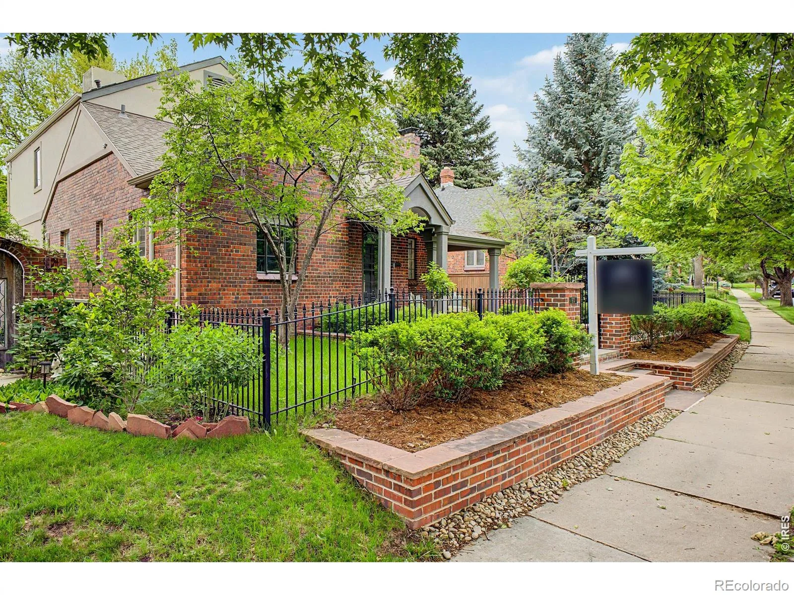 910 S Euclid Way Denver CO 80209 MLS #RECIR1060857 06082026220031 1600 1