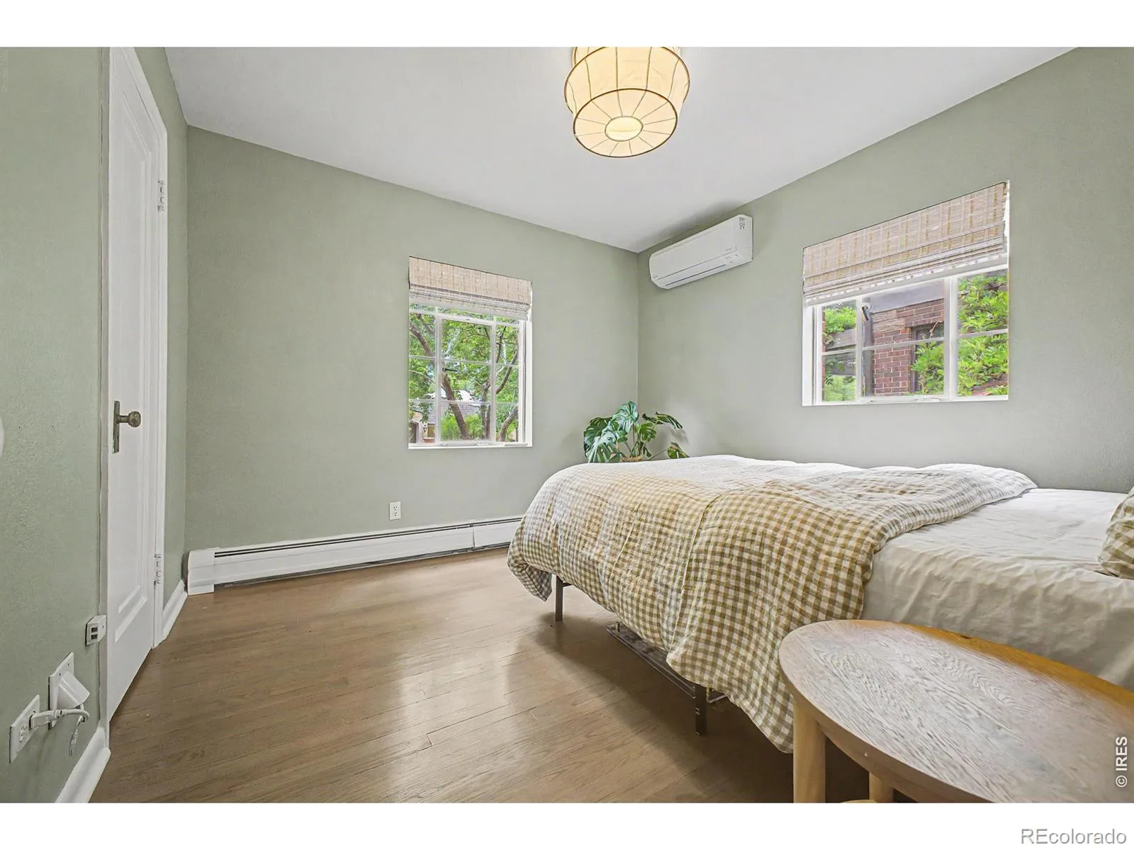 910 S Euclid Way Denver CO 80209 MLS #RECIR1060857 06082026220031 1600 24
