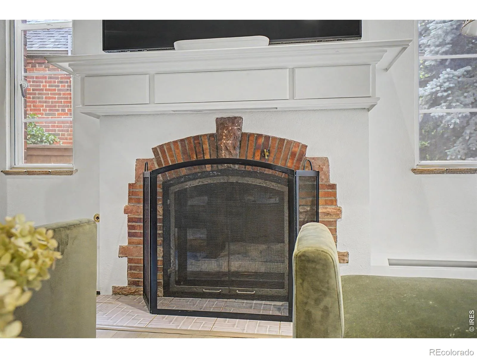 910 S Euclid Way Denver CO 80209 MLS #RECIR1060857 06082026220031 1600 26