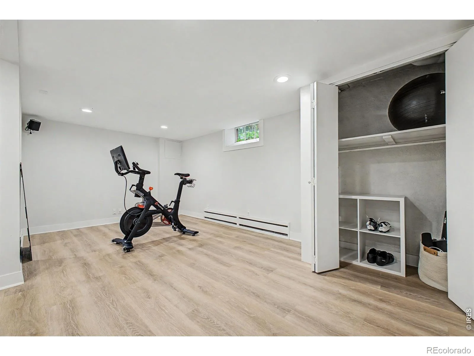 910 S Euclid Way Denver CO 80209 MLS #RECIR1060857 06082026220031 1600 30