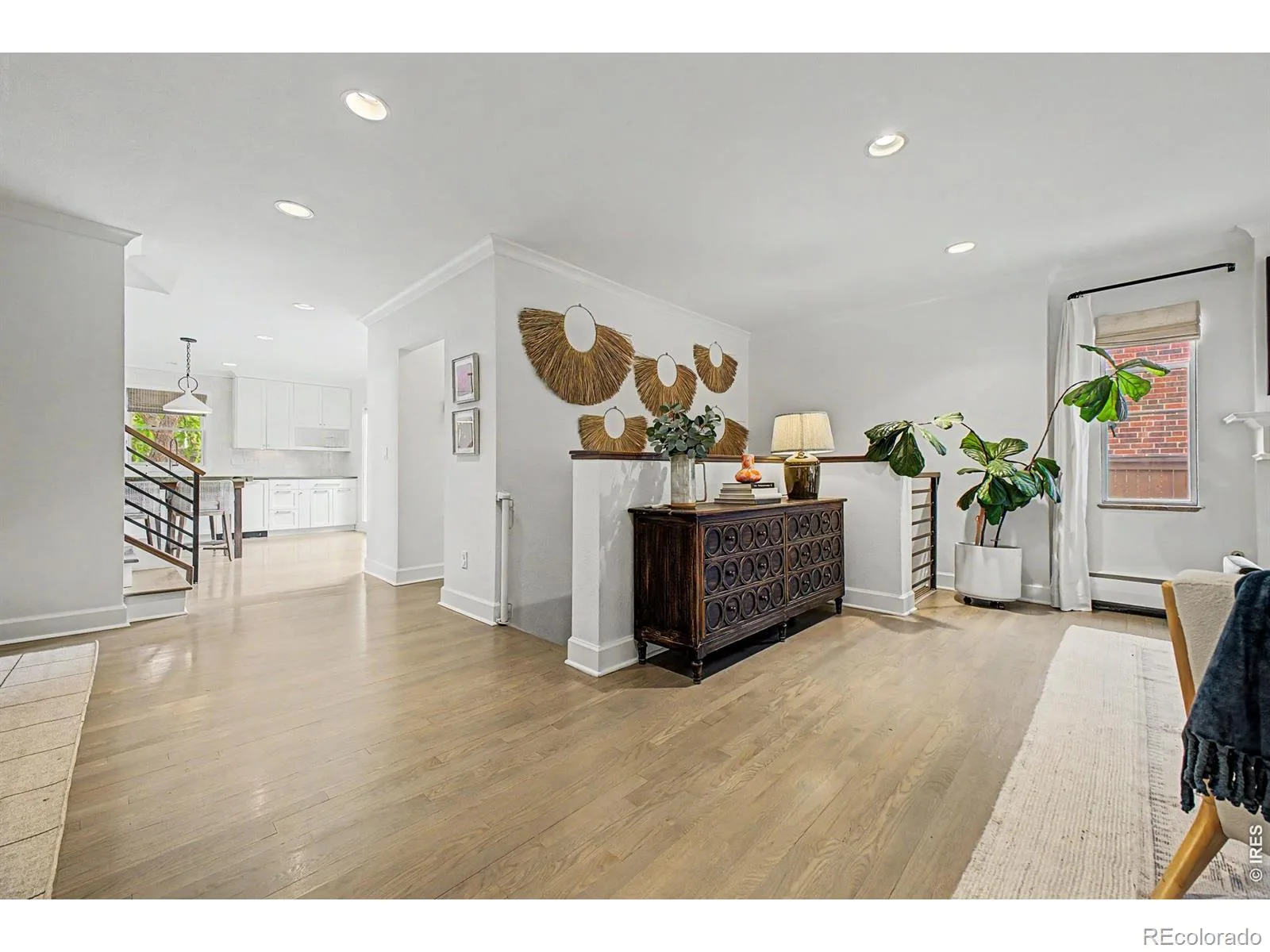 910 S Euclid Way Denver CO 80209 MLS #RECIR1060857 06082026220031 1600 4