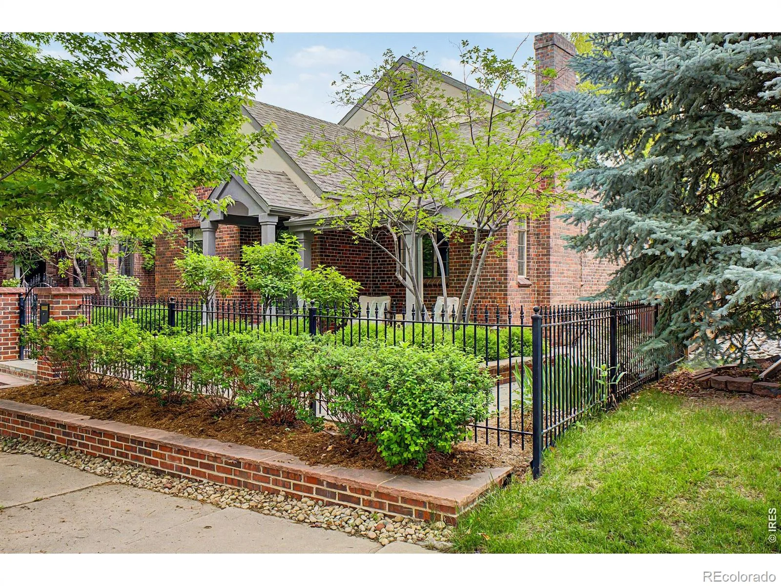 910 S Euclid Way Denver CO 80209 MLS #RECIR1060857 06082026220031 1600 41