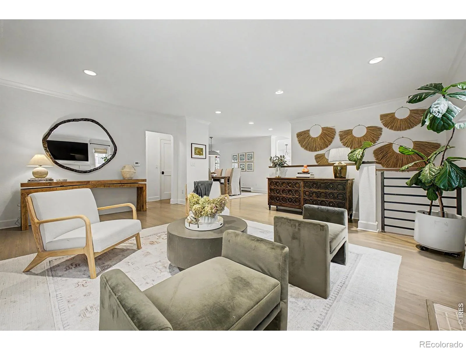 910 S Euclid Way Denver CO 80209 MLS #RECIR1060857 06082026220031 1600 5