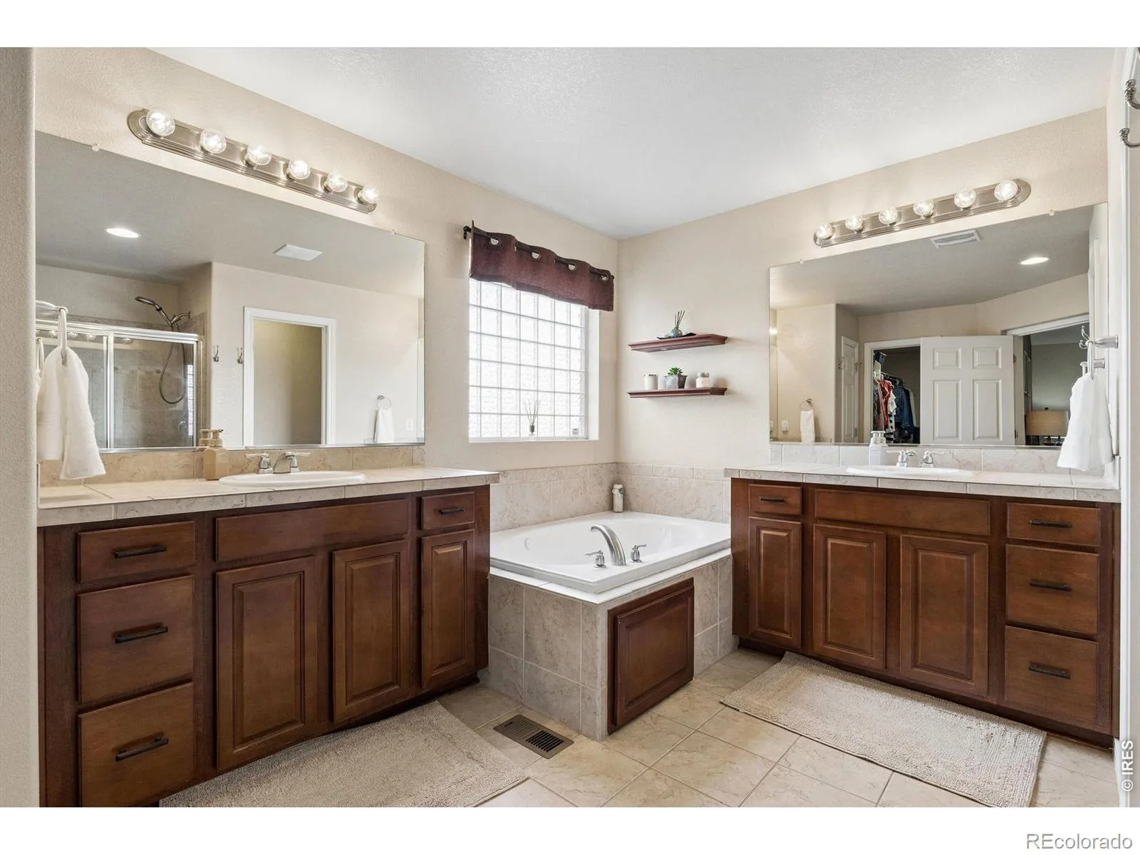 1380 Serene Drive Erie CO 80516 | MLS #RECIR1060958 06052026030633 1600 24