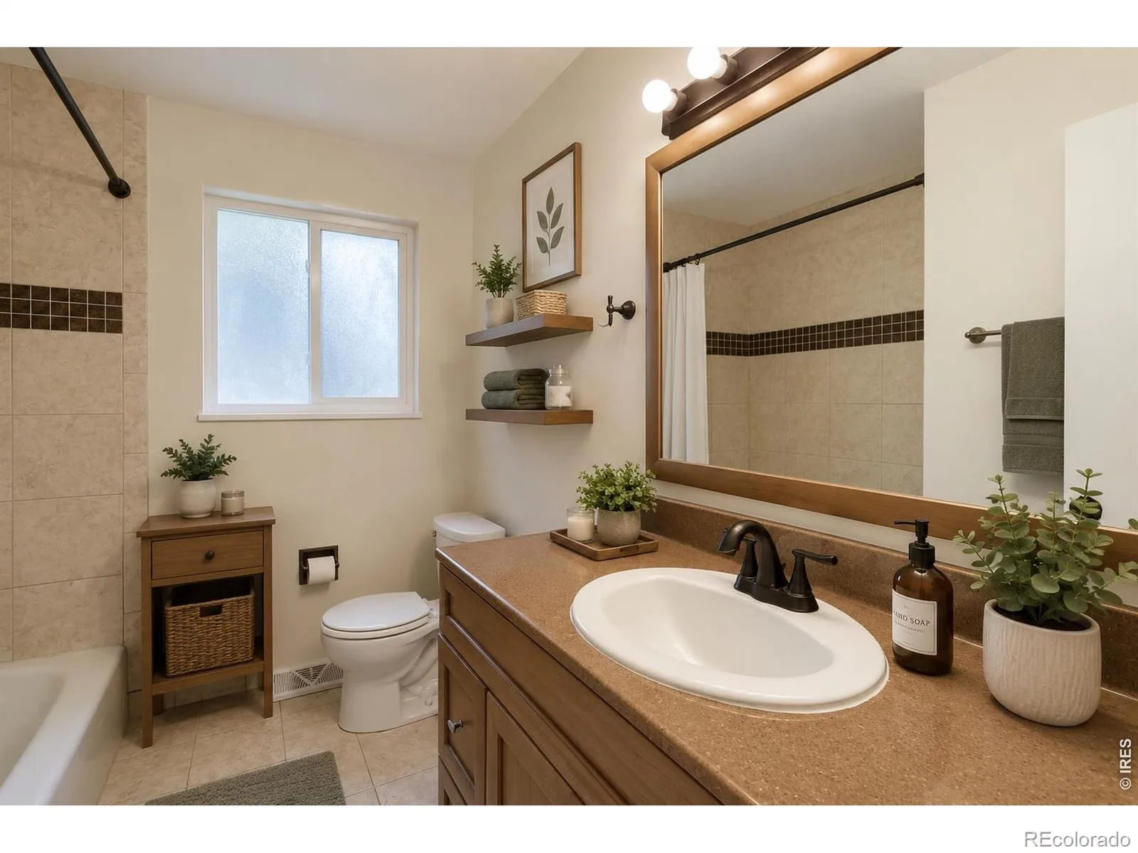 1418 Meeker Drive Longmont CO 80504 MLS #RECIR1061011 06052026122849 1600 13