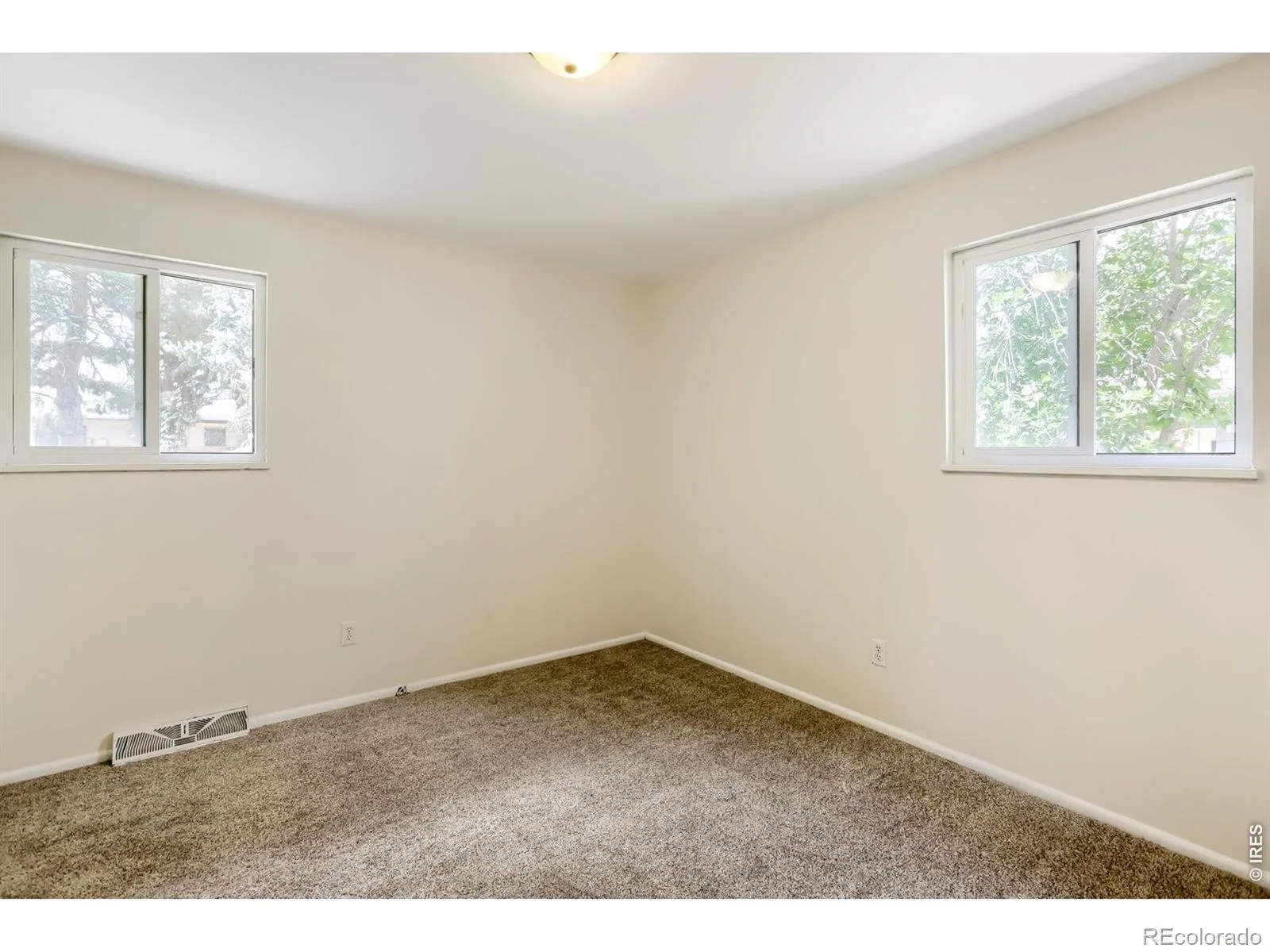 1418 Meeker Drive Longmont CO 80504 MLS #RECIR1061011 06052026122849 1600 16