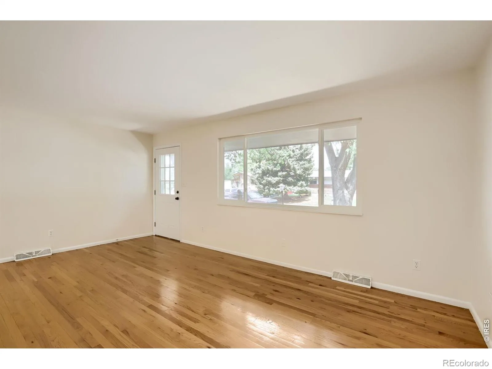 1418 Meeker Drive Longmont CO 80504 MLS #RECIR1061011 06052026122849 1600 3