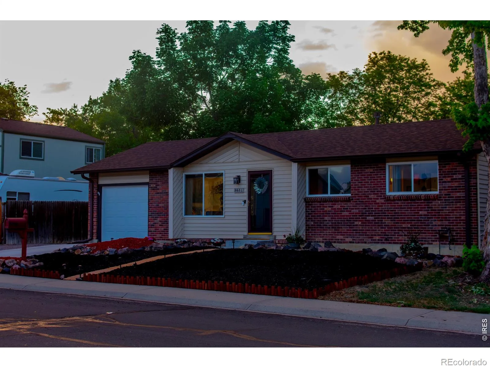 8651 W 88th Place Westminster CO 80021 MLS #RECIR1061025 06082026215034 1600 22