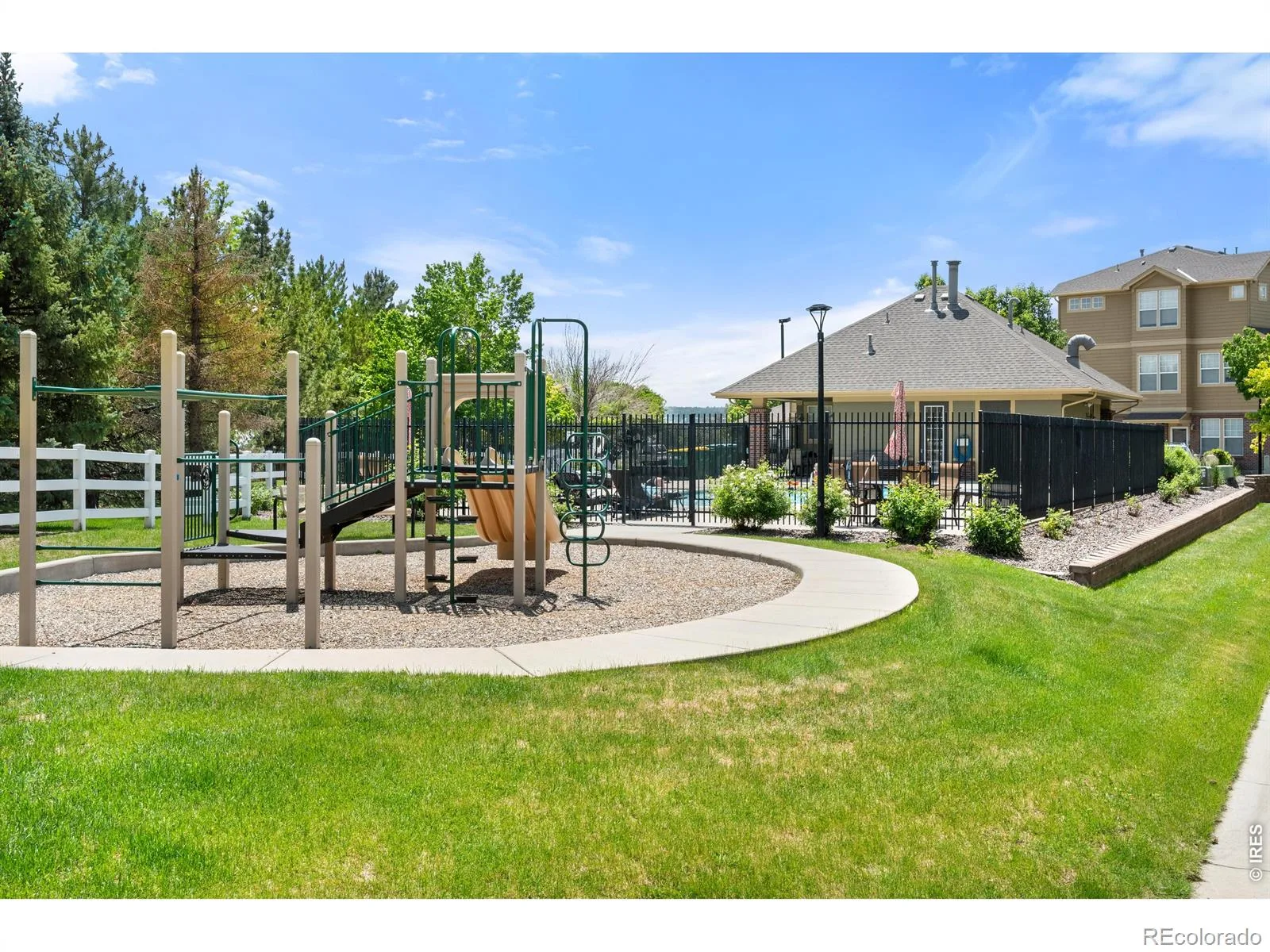 12883 King Street Broomfield CO 80020 | MLS #RECIR1061041 08262026004310 1600 29