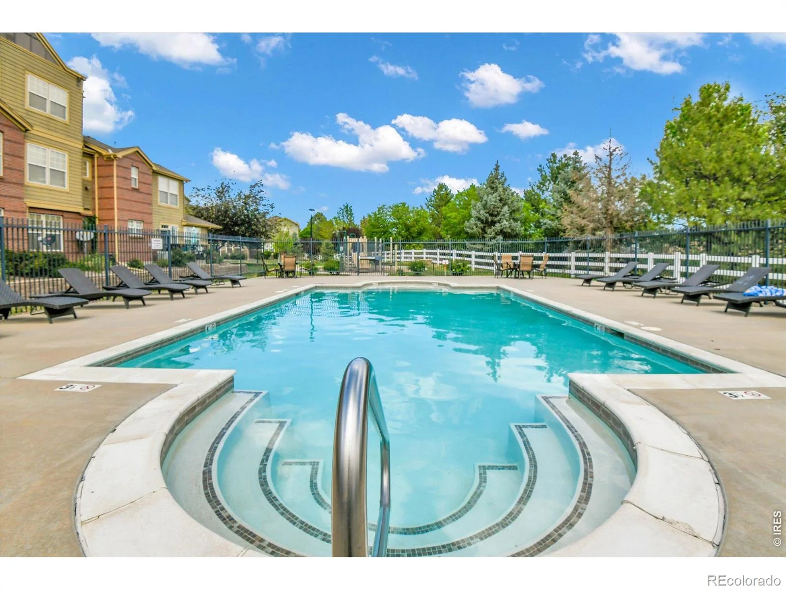 12883 King Street Broomfield CO 80020 | MLS #RECIR1061041 08262026004310 1600 33