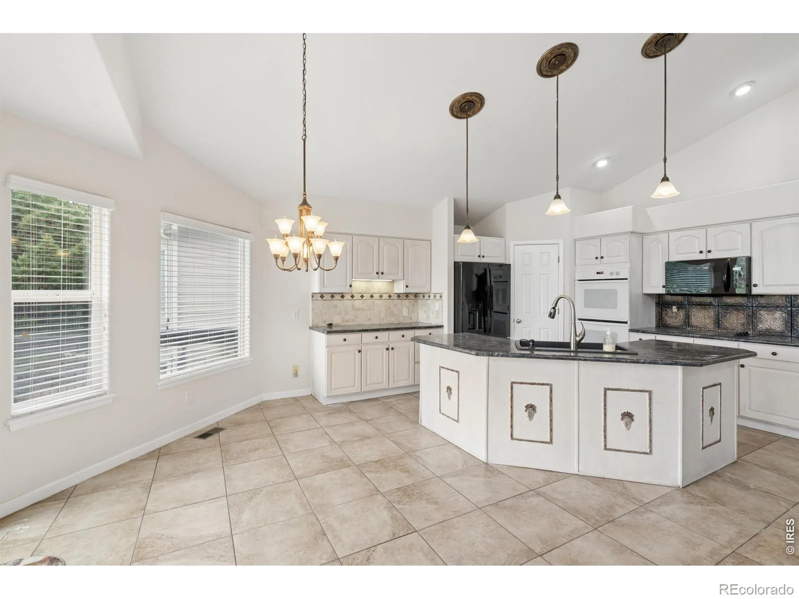 6766 Salvia Court Arvada CO 80007 MLS #RECIR1061057 06082026214754 1600 10