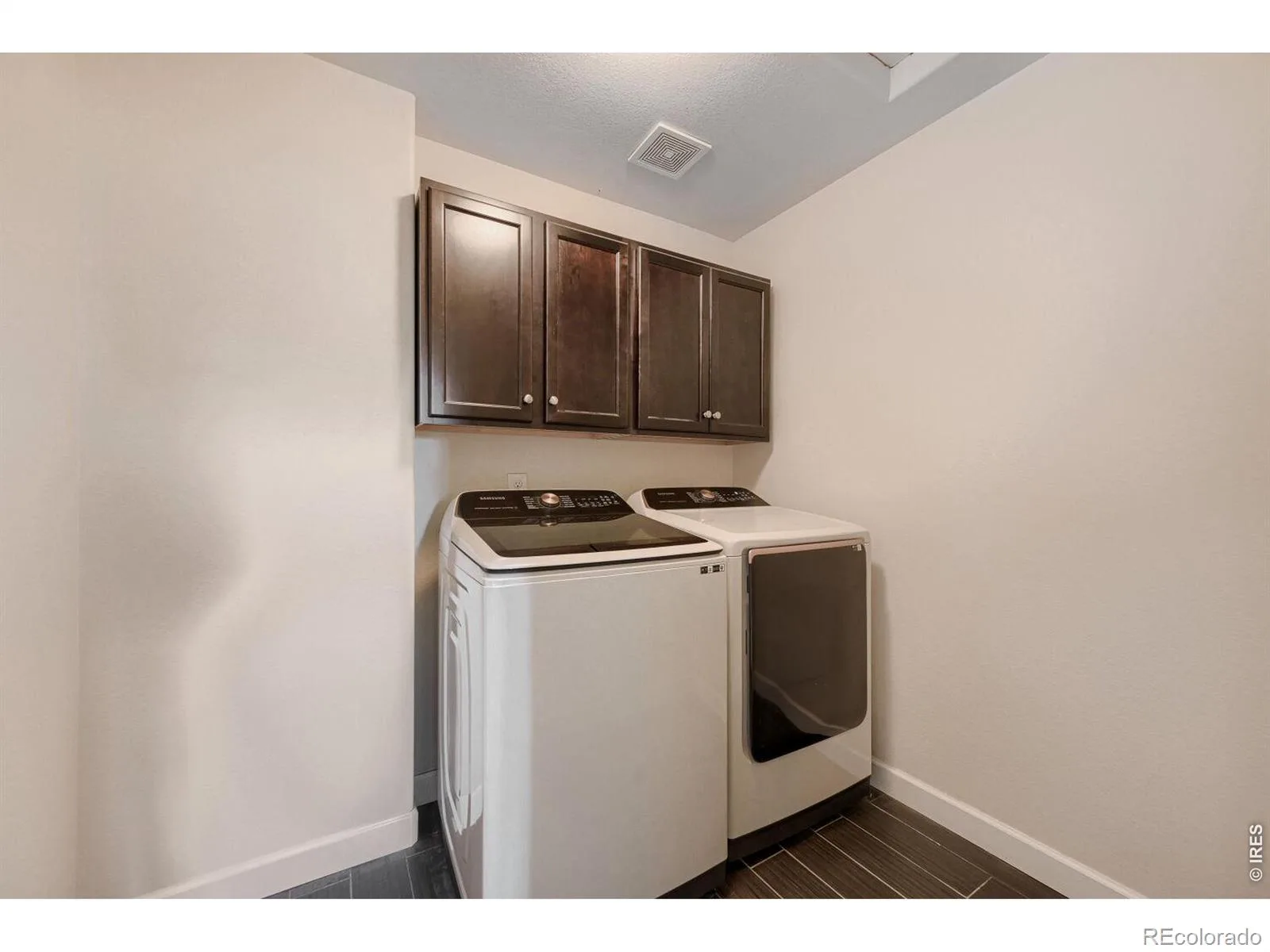 1507 Jackson Court Longmont CO 80501 MLS #RECIR1061083 06092026151956 1600 20