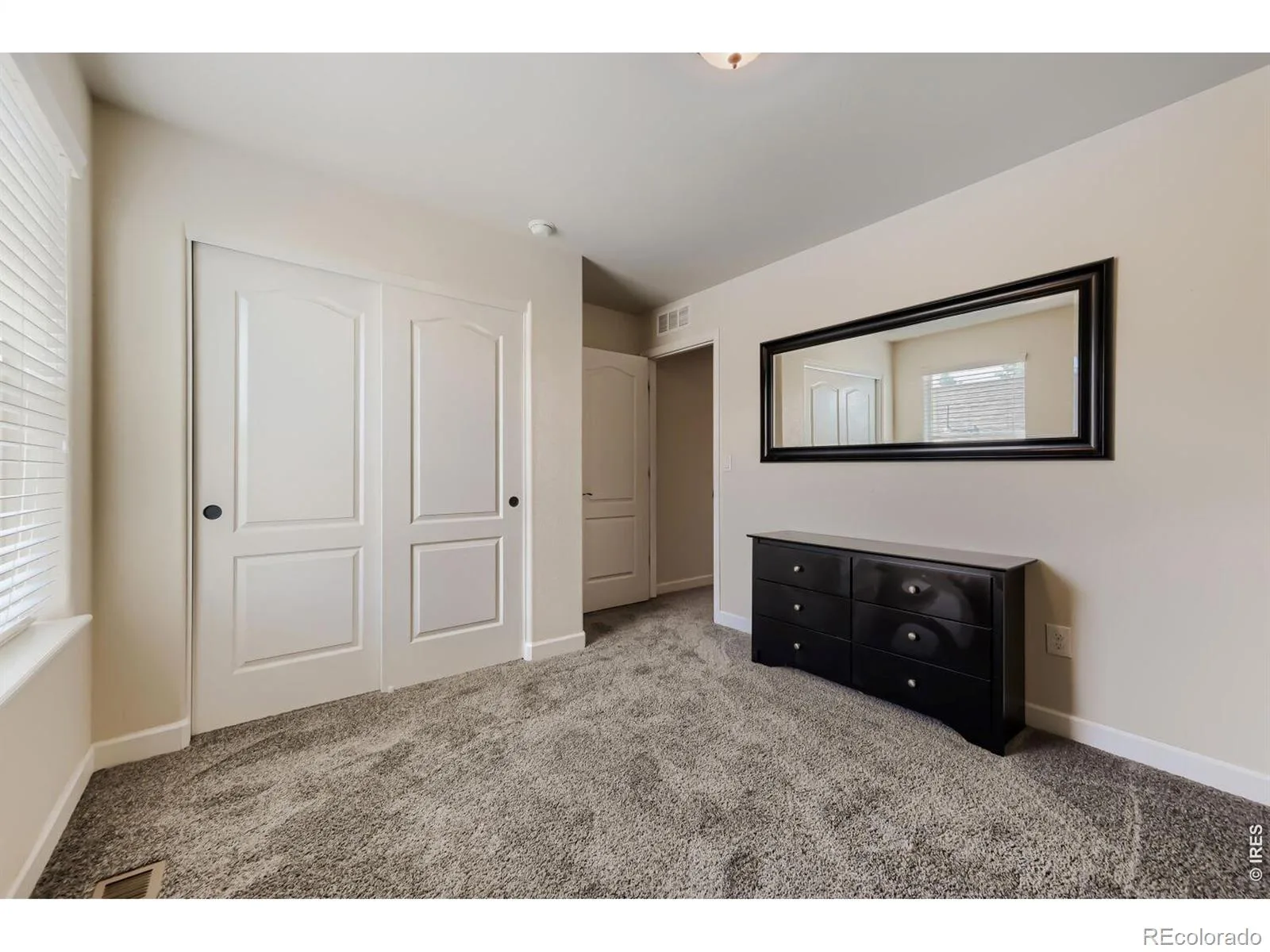 1507 Jackson Court Longmont CO 80501 MLS #RECIR1061083 06092026151956 1600 21