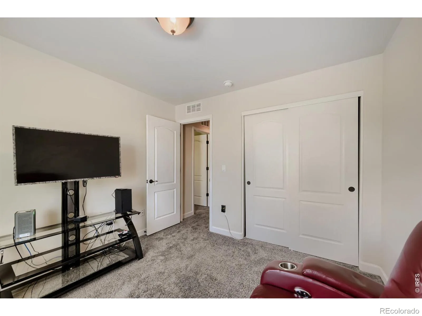 1507 Jackson Court Longmont CO 80501 MLS #RECIR1061083 06092026151956 1600 26