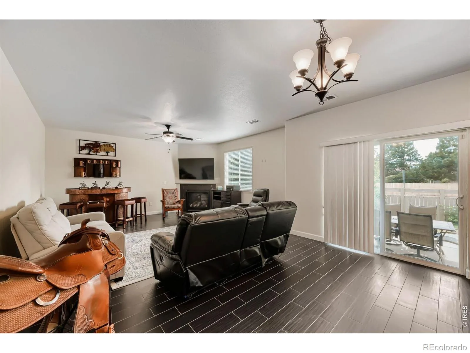 1507 Jackson Court Longmont CO 80501 MLS #RECIR1061083 06092026151956 1600 4