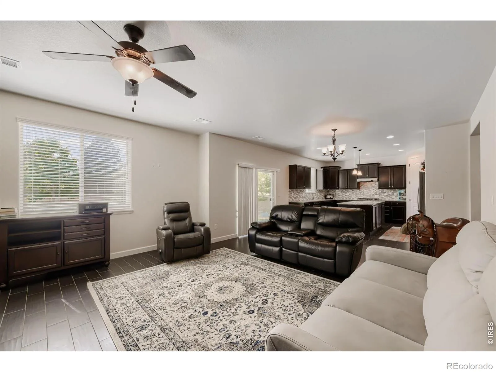 1507 Jackson Court Longmont CO 80501 MLS #RECIR1061083 06092026151956 1600 5