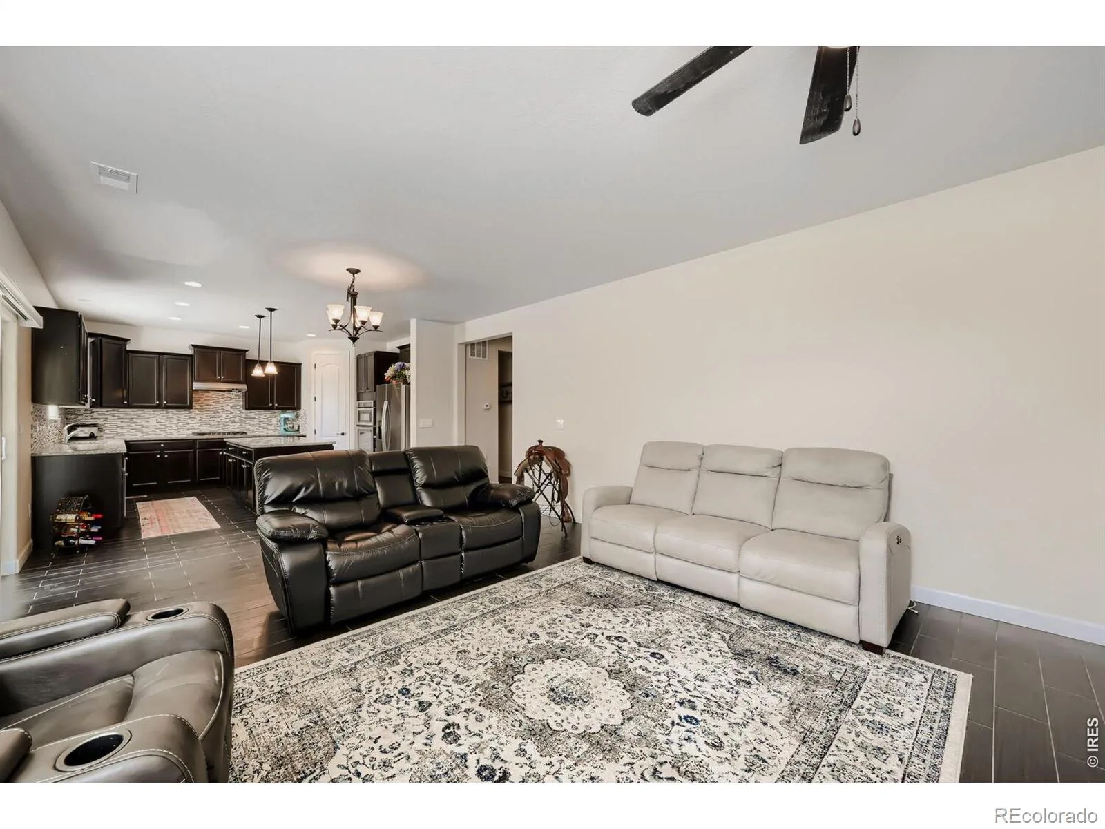 1507 Jackson Court Longmont CO 80501 MLS #RECIR1061083 06092026151956 1600 7