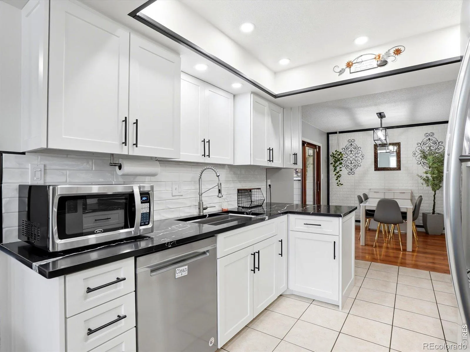 1864 Mount Sneffels Street Longmont CO 80504 | MLS #RECIR1061090 08072026173034 1600 10