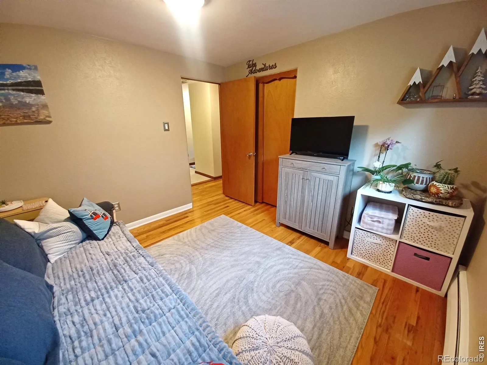 1024 Collyer Street Longmont CO 80501 MLS #RECIR1061152 06082026214040 1600 14
