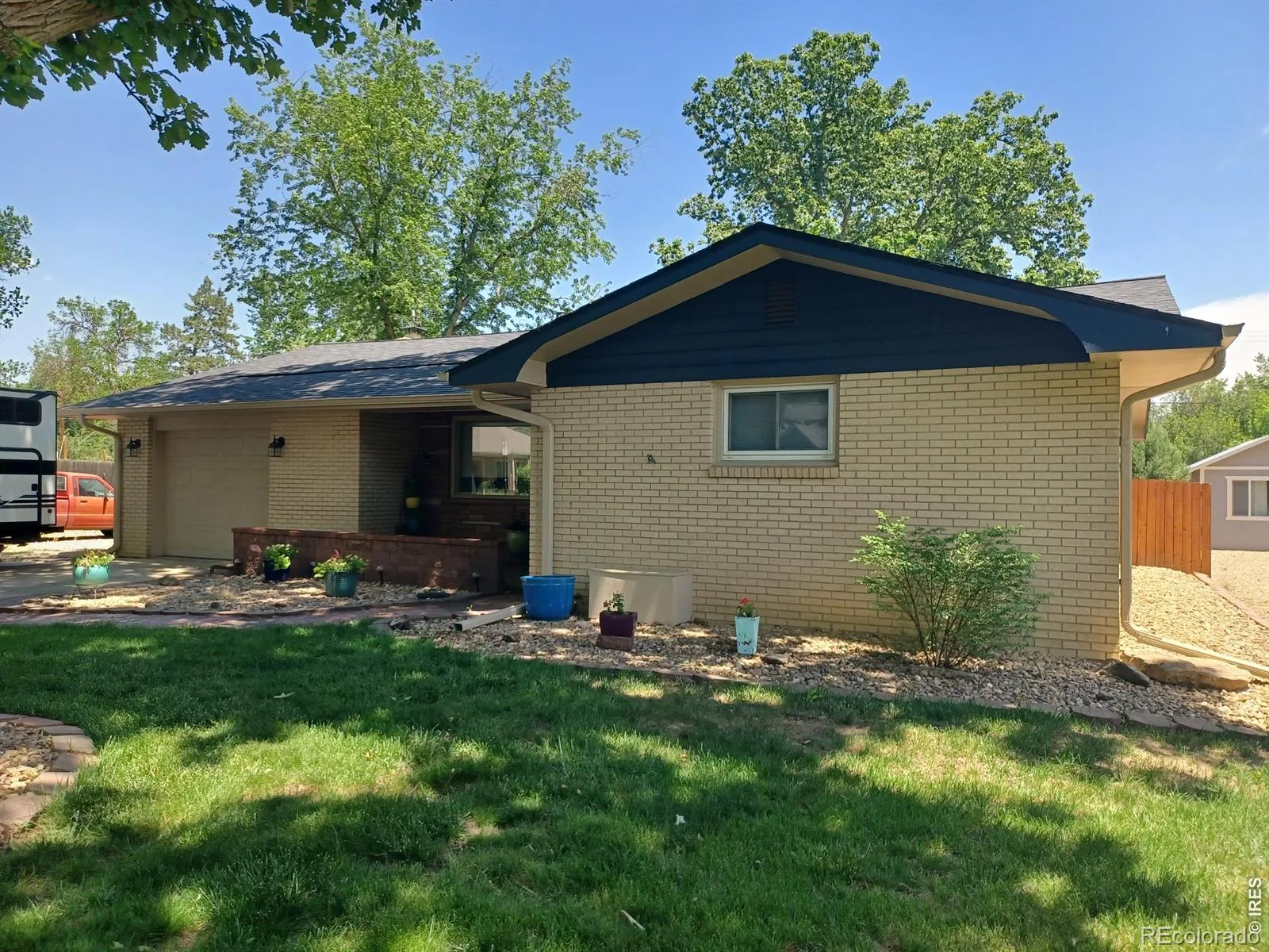 1024 Collyer Street Longmont CO 80501 MLS #RECIR1061152 06082026214040 1600 31
