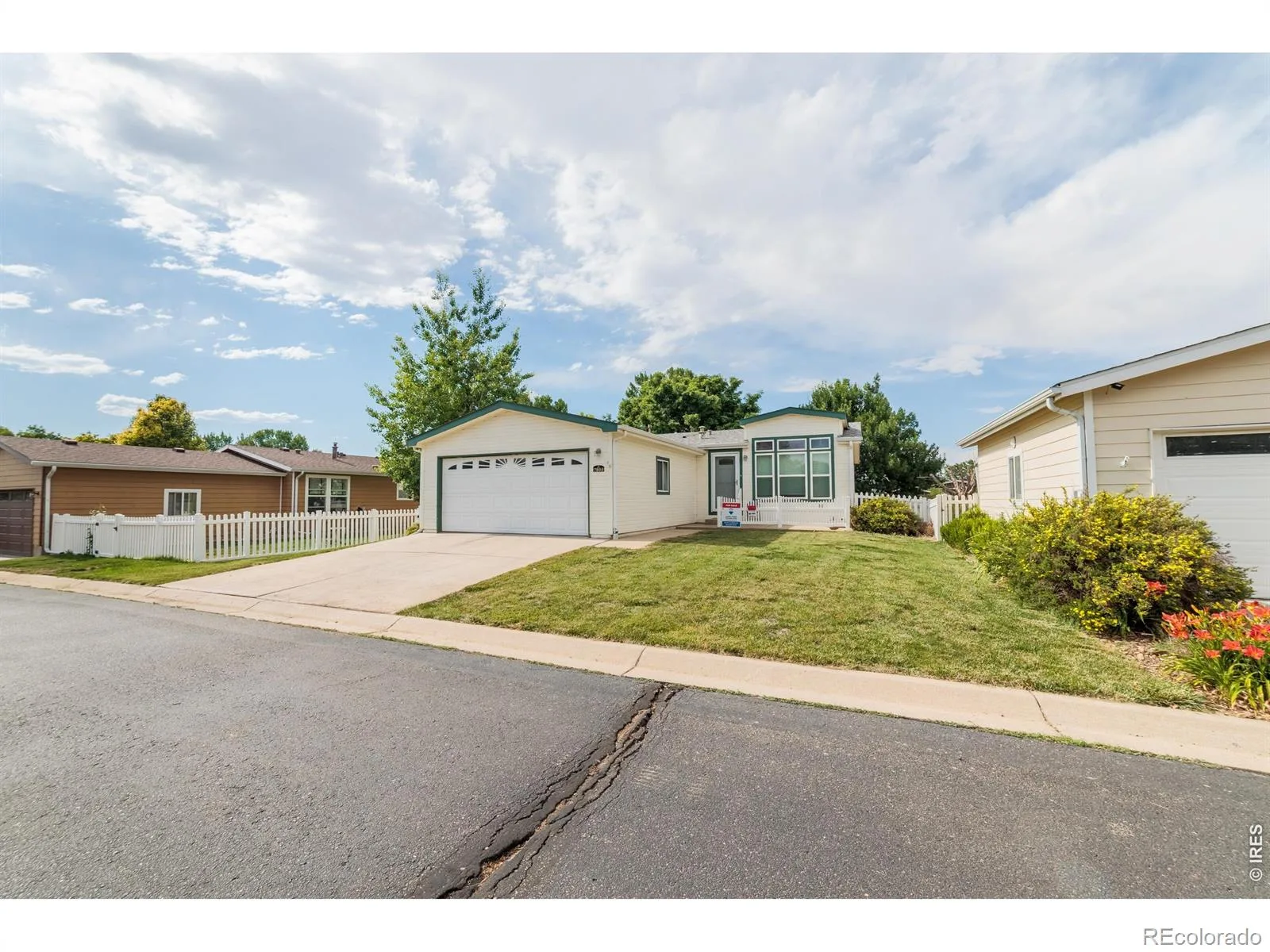 7805 Sunflower Green Frederick CO 80530 | MLS #RECIR1061169 06232026005724 1600 23