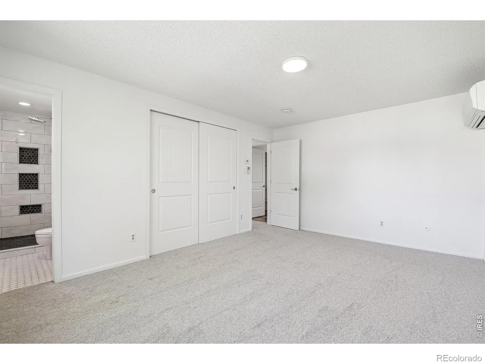 1636 S Vivian Street Longmont CO 80501 MLS #RECIR1061307 06092026192249 1600 19