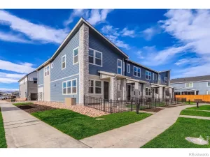 2819 Bear Springs Circle Longmont CO 80503 | MLS #RECIR1061352 06102026191316 300 0